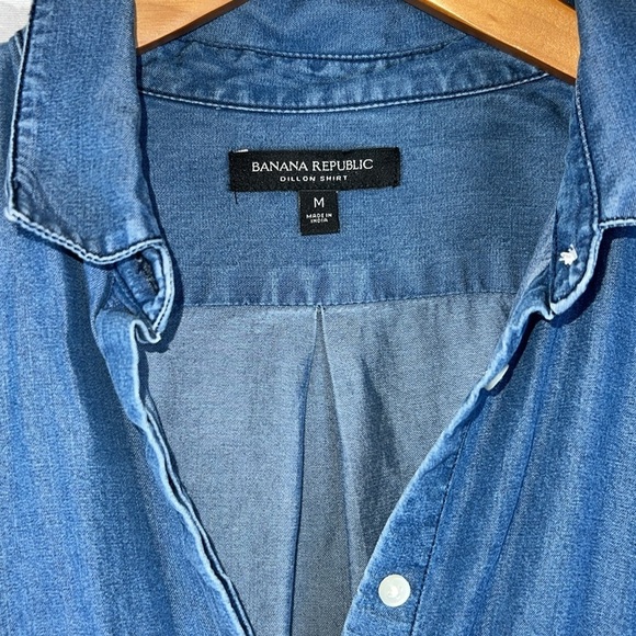 Banana Republic Denim Chambray Shirt Blue, Size Medium - Picture 3 of 6